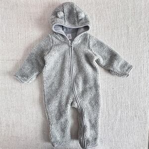 Gap Gray Sherpa Fleece Baby Bunting VGUC 6-12